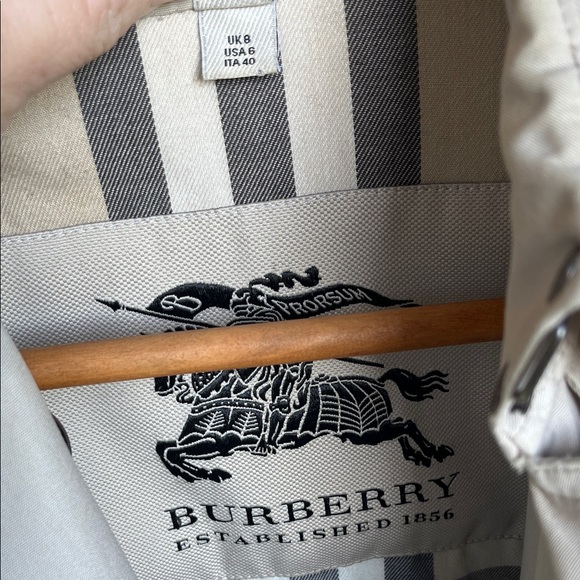 Burberry Chelsea Trench Coat UK8 / US6 - Picture 6 of 16